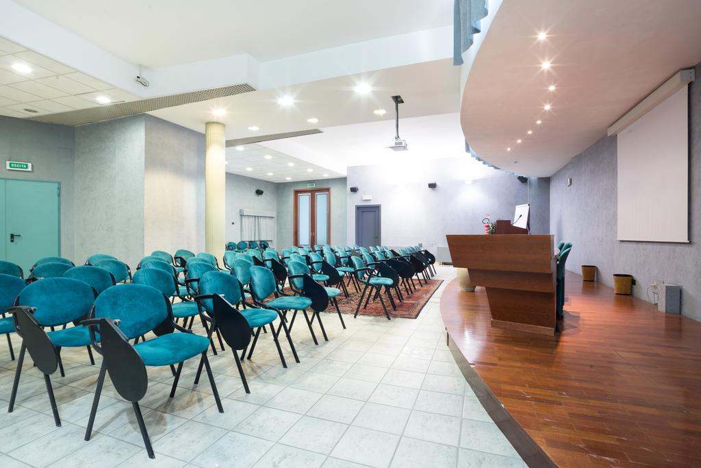 Terra Umbra Hotel Нарні Екстер'єр фото