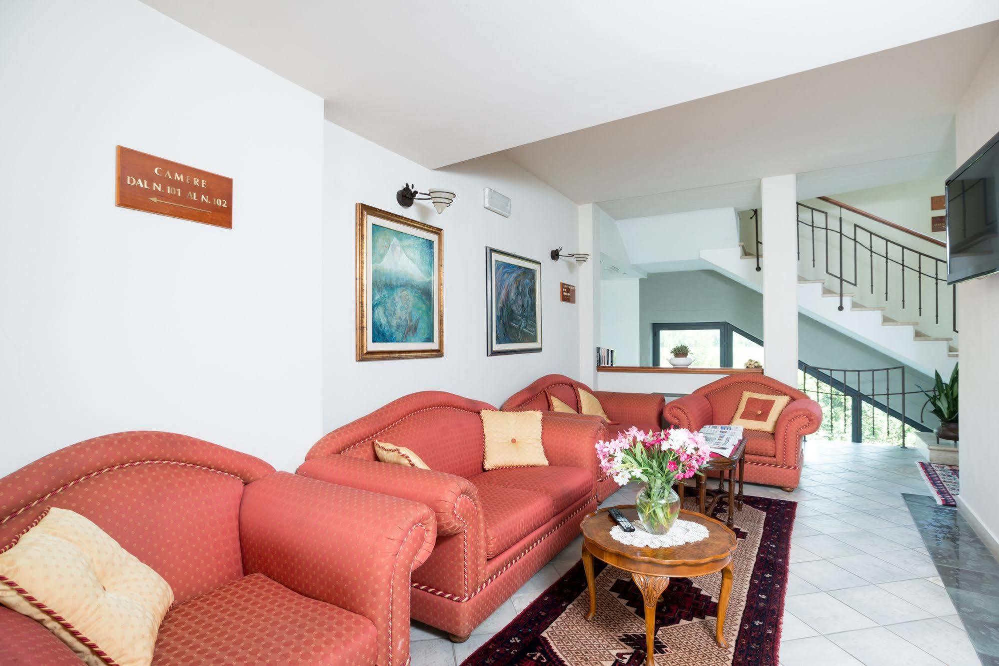 Terra Umbra Hotel Нарні Екстер'єр фото
